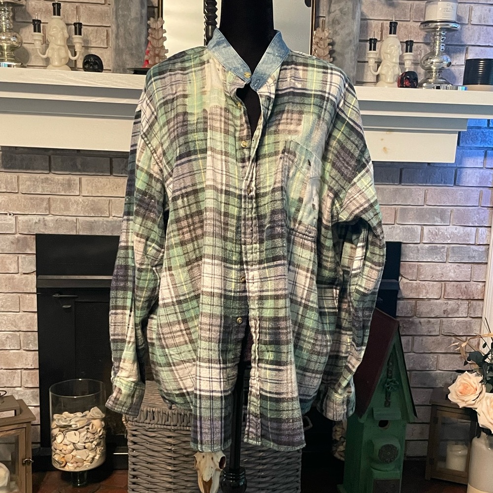 House on Haunted Hill One of a Kind Shirt